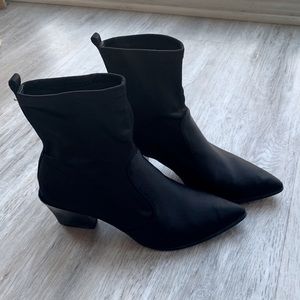 Nine West bootie